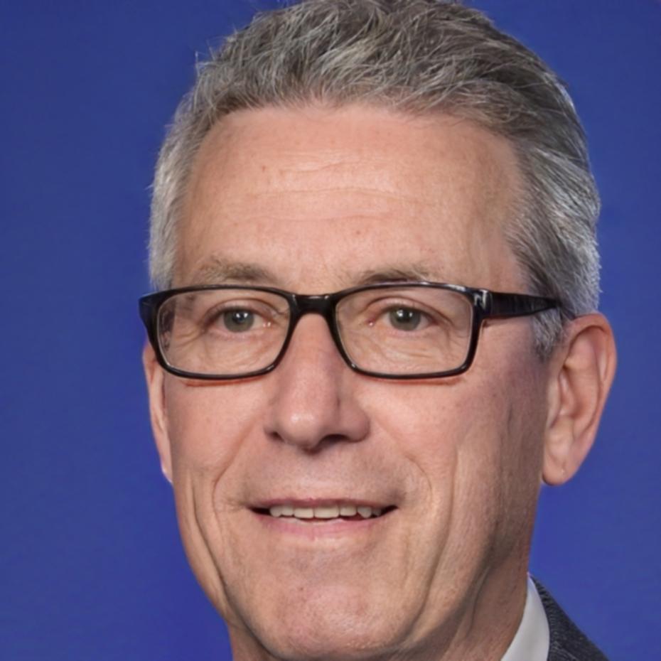 Lukas Bergström, analista financiero